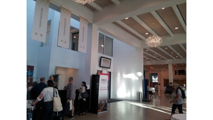 Eingangshalle des Tivoli Congress Centers in Kopenhagen. Registrierung zur ICOM-CC Tagung