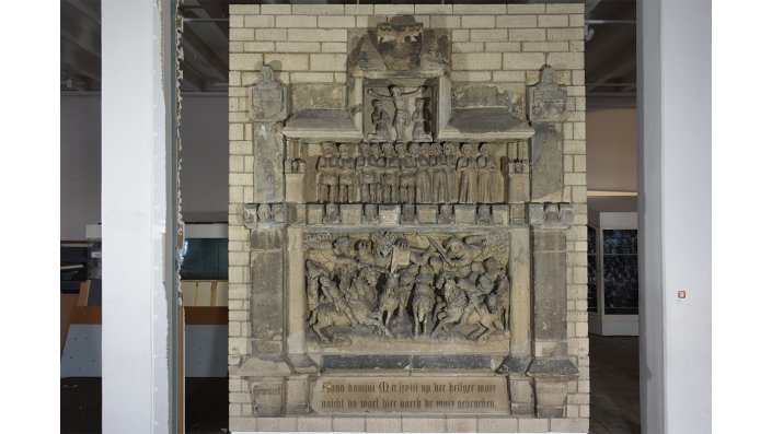 Das Ulrepforte-Denkmal vor dem Abbau in dem kölnischen Stadtmuseum.