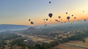 Heißluftballonfahrt über die Pyramiden von Teotihuacán