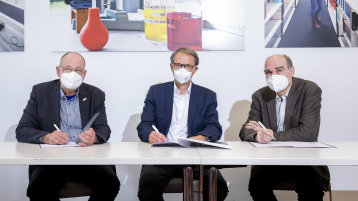 Unterzeichnung Kooperationsvereinbarung (Bild: Michael Bause/TH Köln)
