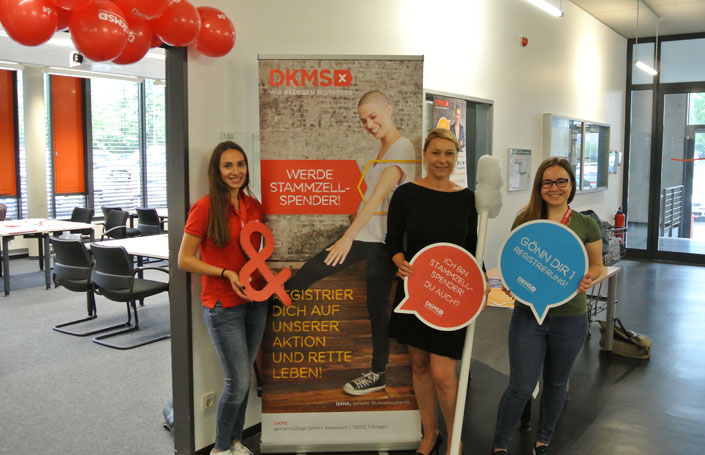 Annika May (DKMS), Prof. Dr. Monika Engelen, Sophie Türling (beide TH Köln)