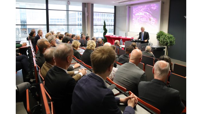 Festveranstaltung im OPITZ-Hörsaal mit Minister Prof. Dr. Andreas Pinkwart