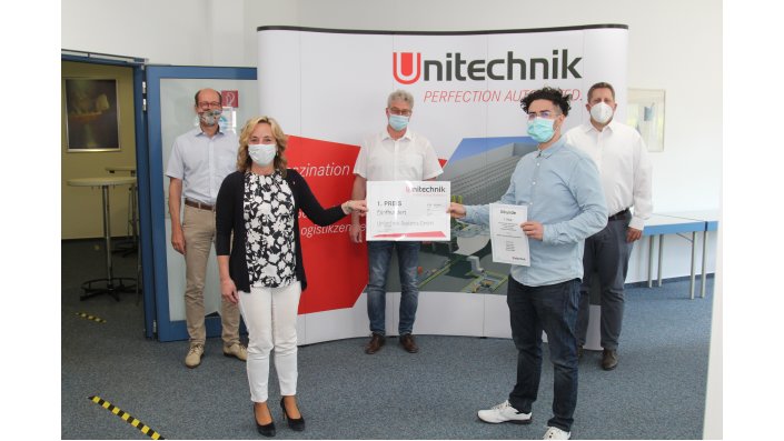 1. Platz:   v.l.n.r.: Wolfgang Cieplik, Marion Minneker, Wolfgang von Scheidt, Eduard Walter als Vertreter des Teams, Prof. Dr. Christian Wolf