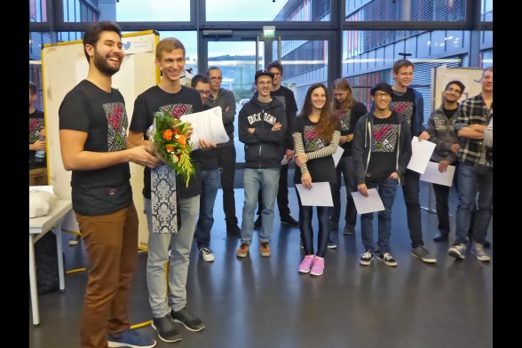 Allen Grund zur Freude hatten die Entwickler der "Würstchenparty", die mit ihrem Projekt den 1. Platz belegten