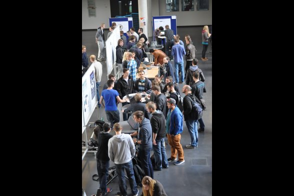 großer Andrang herrschte bei der Datenbankmesse