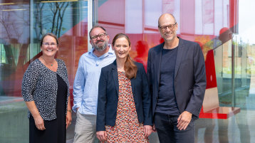 Neues Dekanat im Amt (v.l.n.r.): Prof. Dr. Birgit Glüsen, Prof. Dr. Stéphan Barbe, Prof. Dr. Yvonne Böhler, Prof. Dr. Jan Wilkens (Bild: TH Köln - Media Lab)