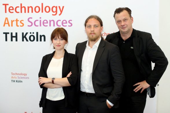 Anna Fitz, Marius Barzynski und Prof. Andreas Wrede  