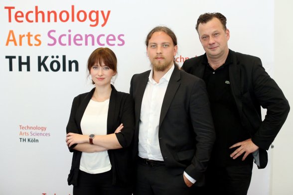 Anna Fitz, Marius Barzynski und Prof. Andreas Wrede  