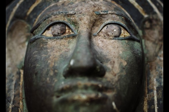 Altägyptischer Sarg, Detail: Gesicht