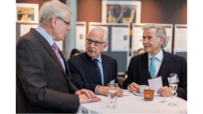 v.l. Helmut Heinen (Heinen-Verlag GmbH), Uwe Kotz (BPW Bergische Achsen KG) und Helmut Haumann