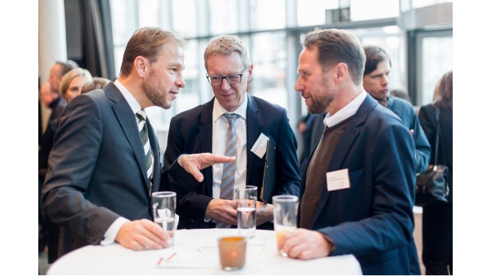 v.l. Ulf C. Reichardt (IHK zu Köln), Prof. Dr. Rüdiger Küchler (TH Köln) und Oberbürgemeister Uwe Richrath (Stadt Leverkusen)