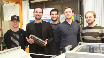 Marcel Meinen, Prof. Dr. Patrick Tichelmann, Nils Eisler, Juri Bayer, Dr. Mario Schweda (Bild: Viola Gräfenstein/TH Köln)