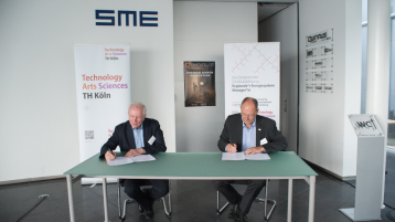 Kurt Vetten, geschäftsführender Gesellschafter der SME und Prof. Dr. Stefan Herzig, Präsident der TH Köln Kurt Vetten, geschäftsführender Gesellschafter der SME und Prof. Dr. Stefan Herzig, Präsident der TH Köln