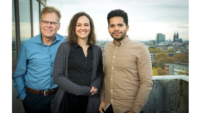 Das Projektteam (v.l.): Prof. Dr. Gregor Fischer, Nora Schulte und Benjamin Hoetter vom Institut für Medien- und Phototechnik der TH Köln