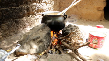 Traditionelle Kochstelle (Bild: IPR/IFRA)
