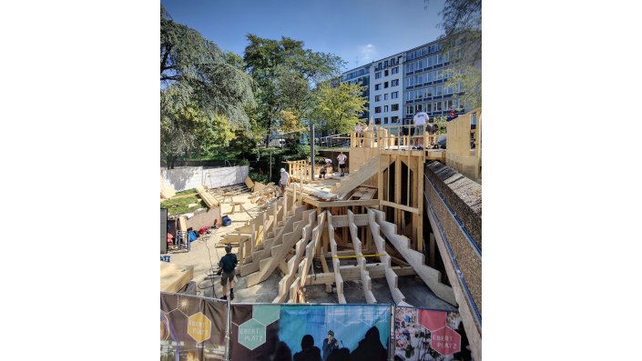 Die Freitreppe aus Holz wird den Ebertplatz mit dem Eigelstein verbinden.