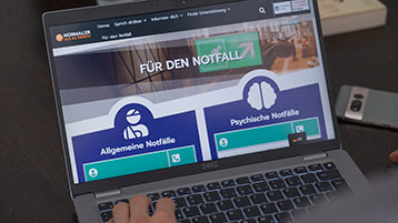 Auf einem Laptop geöffnete Website Normaleralsdudenkts.de  (Bild: Bendedict Bremert / TH Köln)