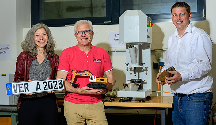 Prof. Dr. Danka Katrakova-Krüger, Prof. Dr. Peter Erdmann und Prof. Dr. Christoph Budach (v.l.).