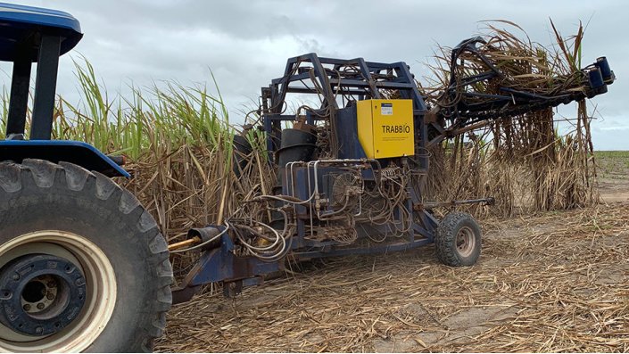 Traktor auf Feld