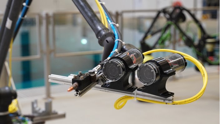 Schweißbrenner und Kameras