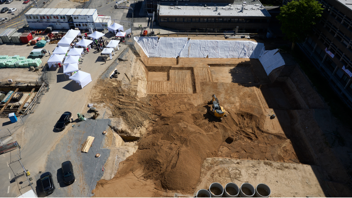 Hier entsteht das neue 3.500 Quadratmeter große Hörsaalzentrum mit Audimax, mehreren Hörsälen sowie modernen Seminar- und Arbeitsräumen.