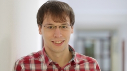 Tutor Daniel Petzold (Bild: FH Köln/Yvonne Klasen) Tutor Daniel Petzold (Bild: FH Köln/Yvonne Klasen)