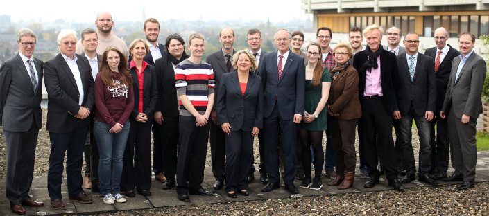 Ministerin Schulze mit VertreterInnen der Fachhochschule Köln Ministerin Schulze mit VertreterInnen der Fachhochschule Köln