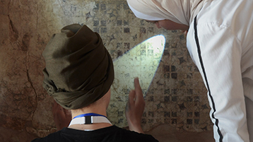 Übungen zu optischen Untersuchung in situ (Bild: TH Koeln - CICS - Rebecca Tehrani) Übungen zu optischen Untersuchung in situ (Bild: TH Koeln - CICS - Rebecca Tehrani)