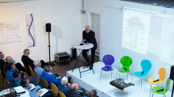 Projekt ‘Stadt-Fluss/Raum-Mensch’ (Bild: ) Projekt ‘Stadt-Fluss/Raum-Mensch’ (Bild: )