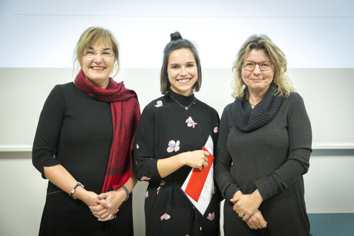 Petra Ladenburger, Lena Wansing, Julia Zinsmeister (v.l.r)