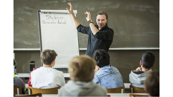 Teilnehmer des Boys´ Day 2017 an der Fakultät für Angewandte Sozialwissenschaften