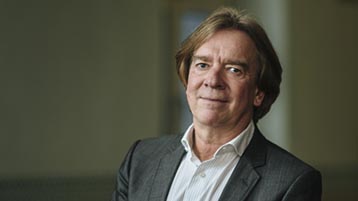 Prof. Dr. Harald Sander (Image: Costa Belibasakis/TH Köln)