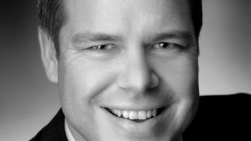 Dr. Marco Hollekamp Dr. Marco Hollekamp