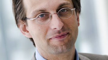 Dr. Stefan Sporn Dr. Stefan Sporn