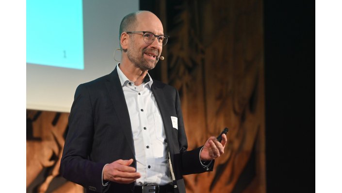 Prof. Dr. Matthias Beenken