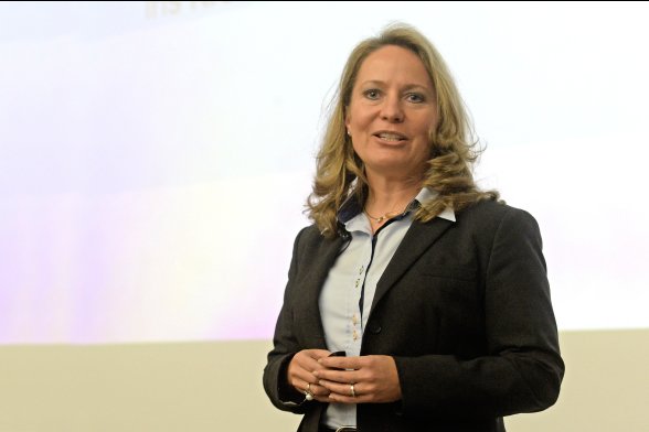 Iris Kremers, Vorstandsmitglied der Talanx Deutschland AG