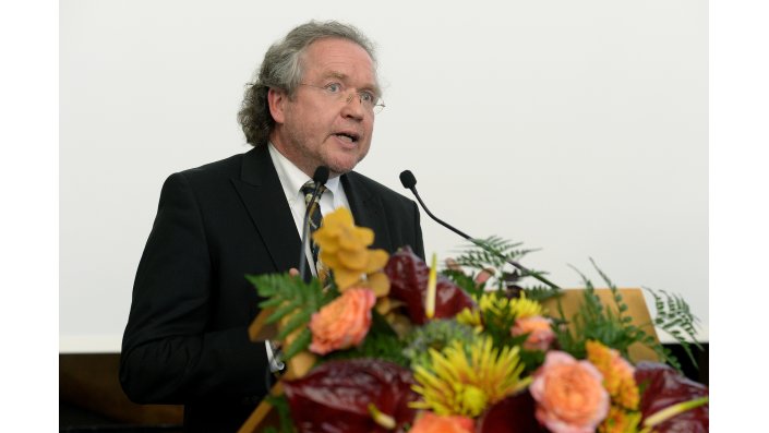 Prof. Dr. Bernd Schnur