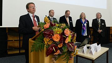 Eröffnung des 21. Kölner Versicherungssymposiums durch die Veranstalter (Bild: ivwKöln / TH Köln / Gerhard Richter)