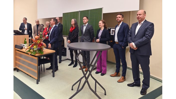 Professorinnen und Professoren