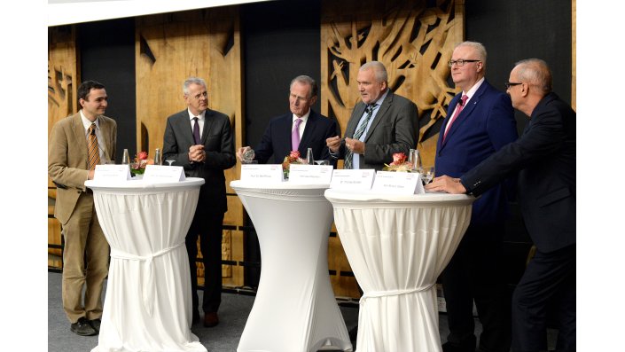 Podiumsdiskussion