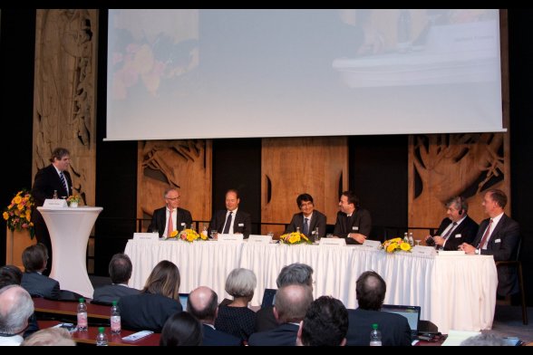 Das Panel des 11. Kölner Rückversicherungs-Symposiums