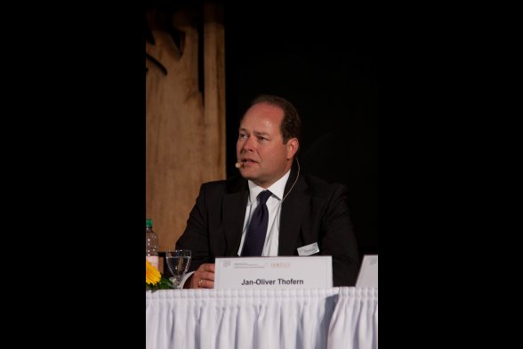 Jan-Oliver Thofern (LGT Insurance-Linked Strategies, Partner)