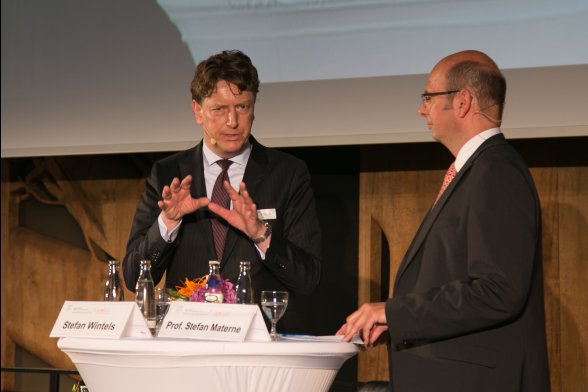 Stefan Wintels (Citigroup Global Markets, Vorsitzender des Vorstands) im Gespräch mit Prof. Stefan Materne