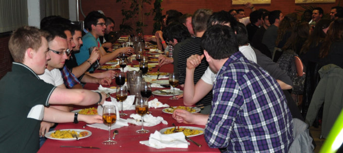 Teilnehmer der ICEW 2017 beim Abendessen Teilnehmer der ICEW 2017 beim Abendessen