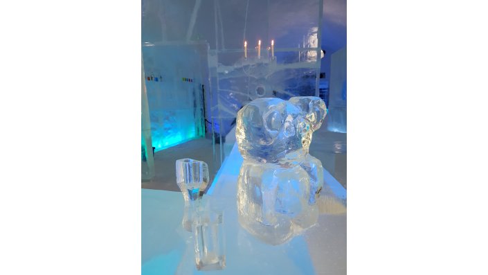 Eisskulpturen im Eishotel