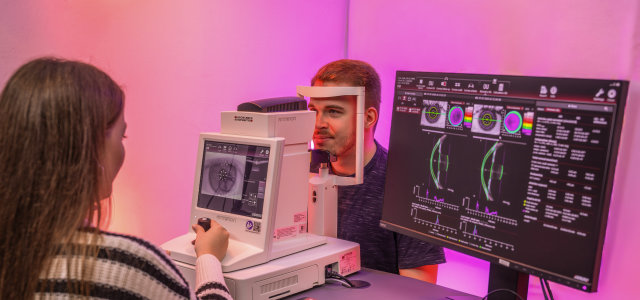 Vorderabschnittsuntersuchungen  (Bild:M. Frensch / TH Köln)