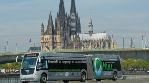 Brennstoffzellen-Hybridbus