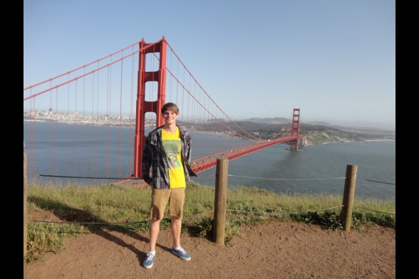 Lars Lötgering vor der Golden Gate Brücke