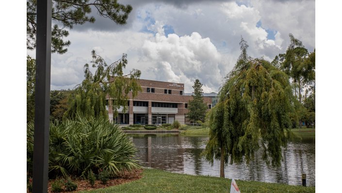 UNF Campus 01