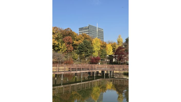 Campus im Herbst